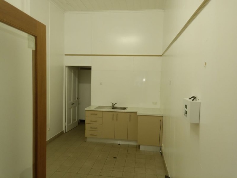 96 Brisbane Street, Ipswich QLD 4305