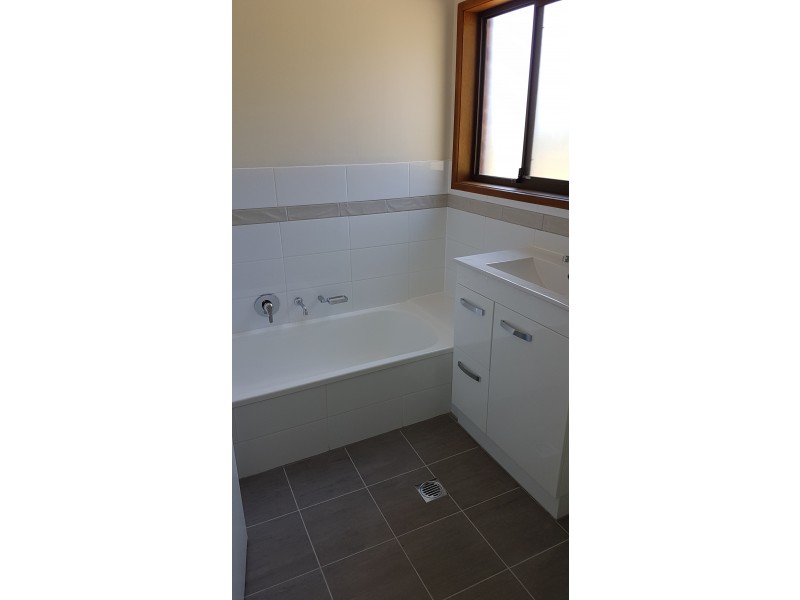 82 Workshops St, Brassall QLD 4305