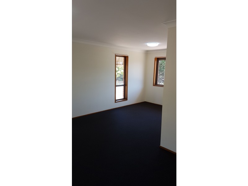 82 Workshops St, Brassall QLD 4305