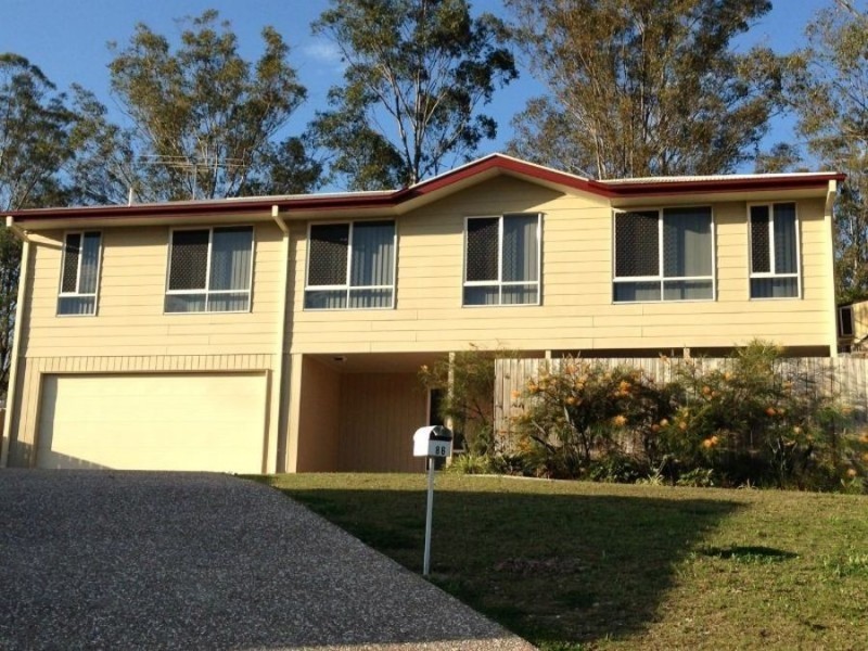 86 High Street, Blackstone QLD 4304