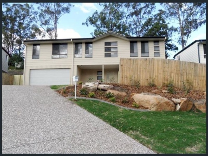 88 High Street, Blackstone QLD 4304
