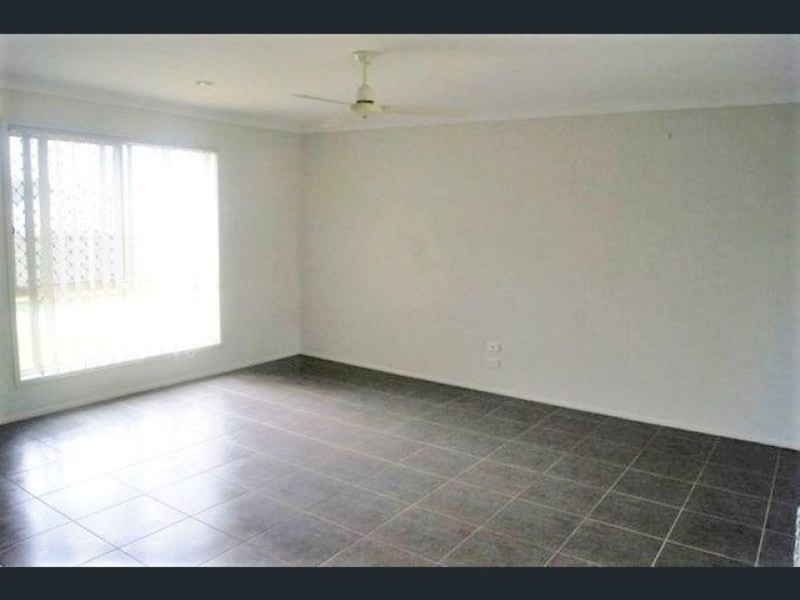 88 High Street, Blackstone QLD 4304