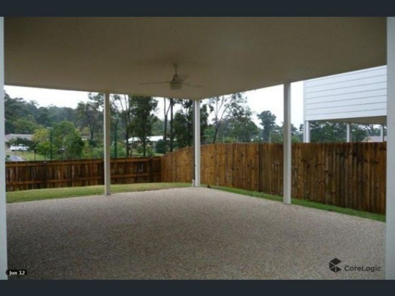 96 High Street, Blackstone QLD 4304