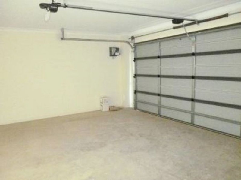 94 High Street, Blackstone QLD 4304