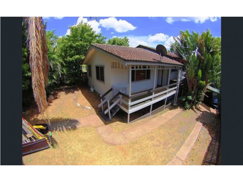 18 FARR STREET, East Ipswich QLD 4305