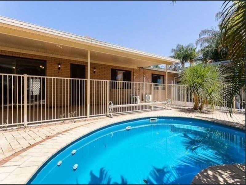 3 Danyel Court, Redbank Plains QLD 4301