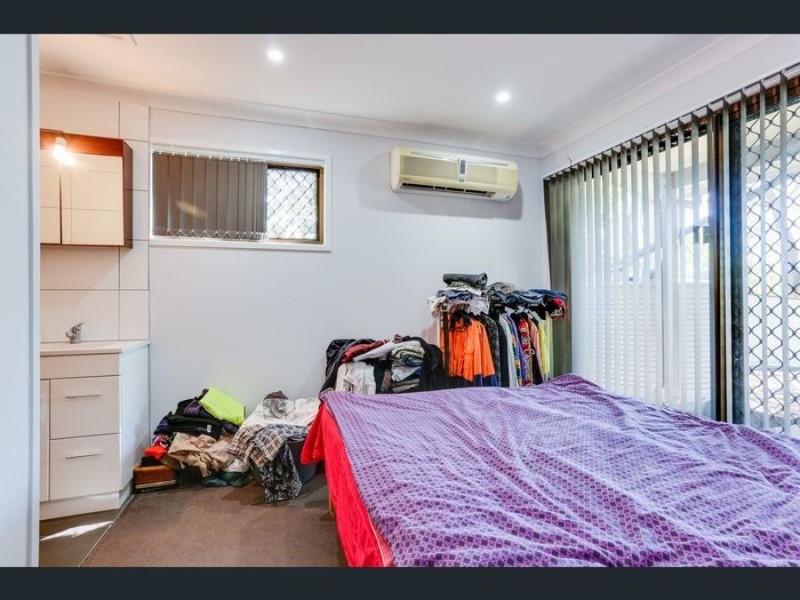 3 Danyel Court, Redbank Plains QLD 4301