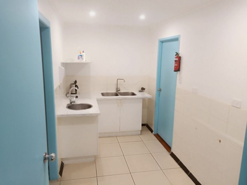 11 Ellenborough Street, Ipswich QLD 4305