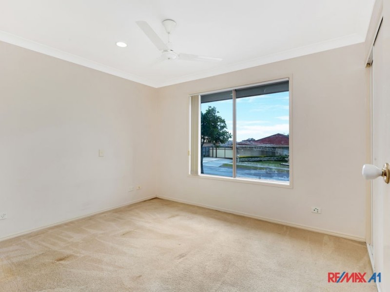 10 Ingles Drive, Redbank Plains QLD 4301