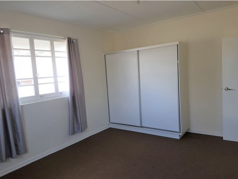 112 Blackall Street, Ipswich QLD 4305