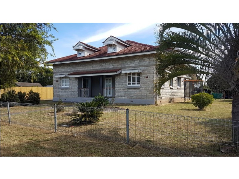 112 Blackall Street, Ipswich QLD 4305