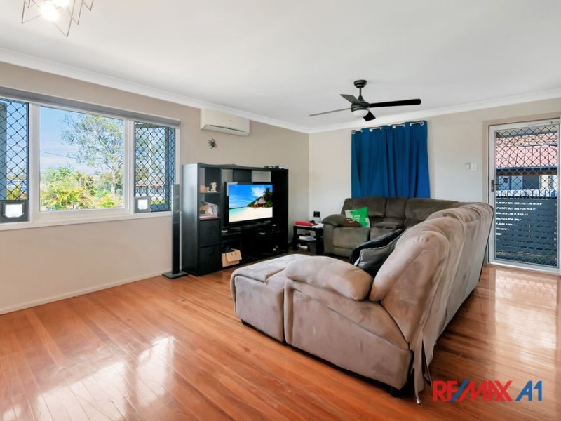 17 Overell Crescent, Riverview QLD 4303