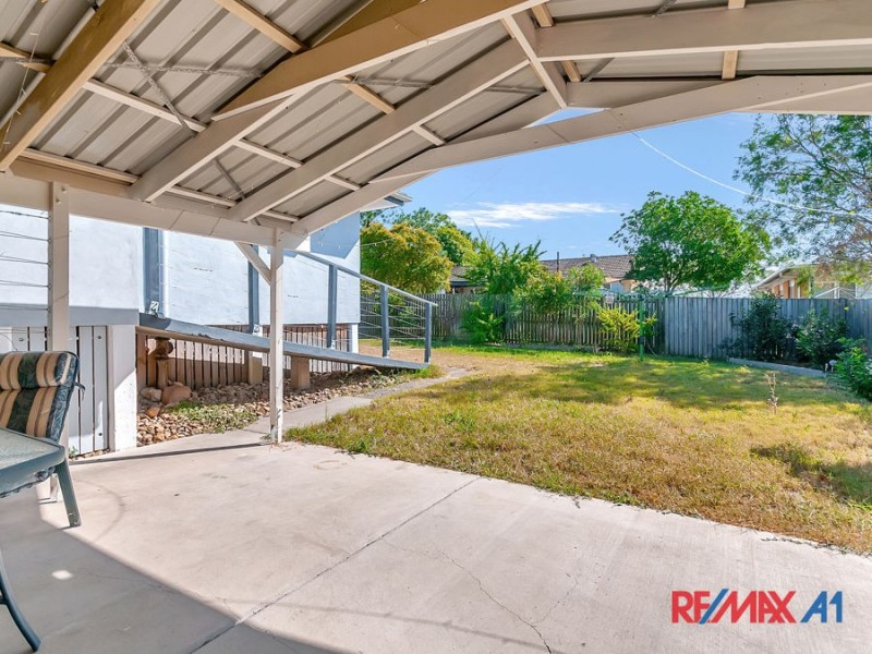 17 Overell Crescent, Riverview QLD 4303
