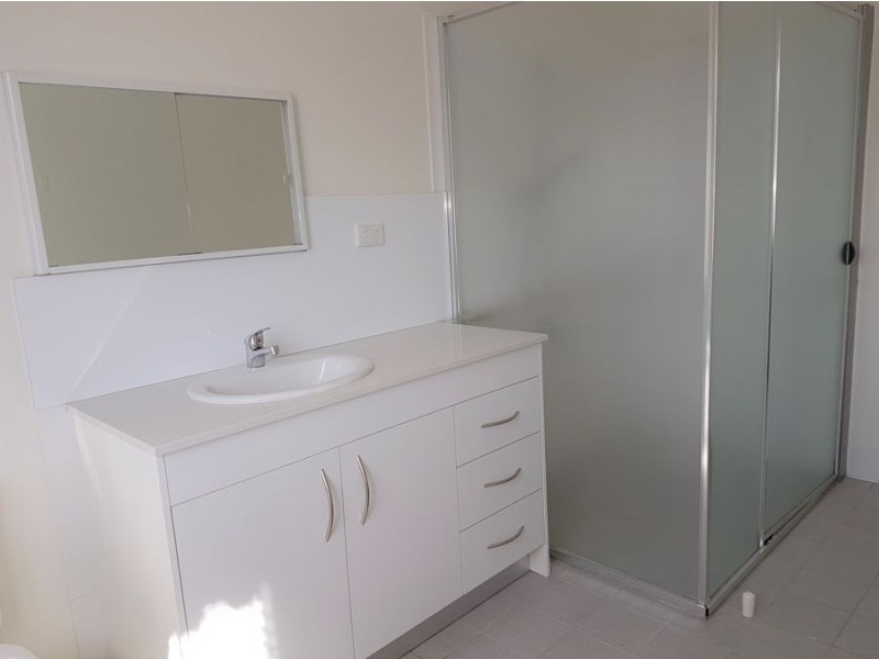 112 Blackall Street, Basin Pocket QLD 4305