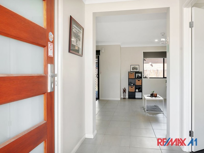 9 SIMPSON STREET, Collingwood Park QLD 4301