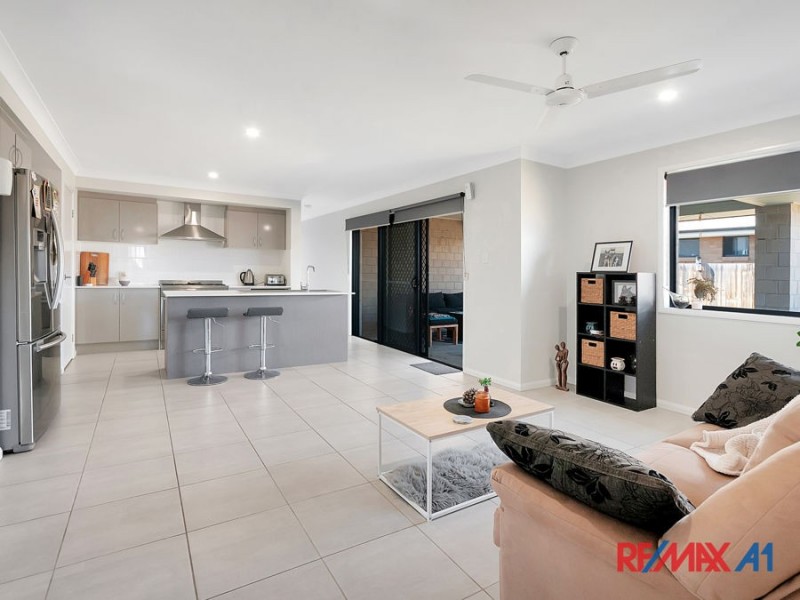 9 SIMPSON STREET, Collingwood Park QLD 4301