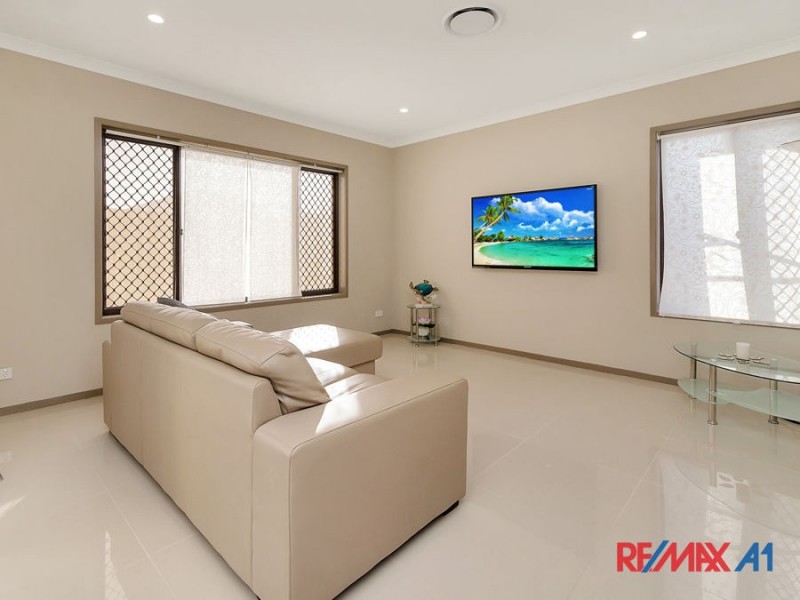 25 DREWETT AVENUE, Redbank Plains QLD 4301