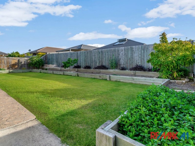 25 DREWETT AVENUE, Redbank Plains QLD 4301