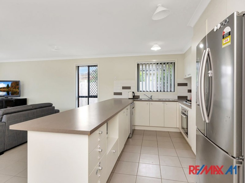 5 HUXLEY STREET, Redbank Plains QLD 4301