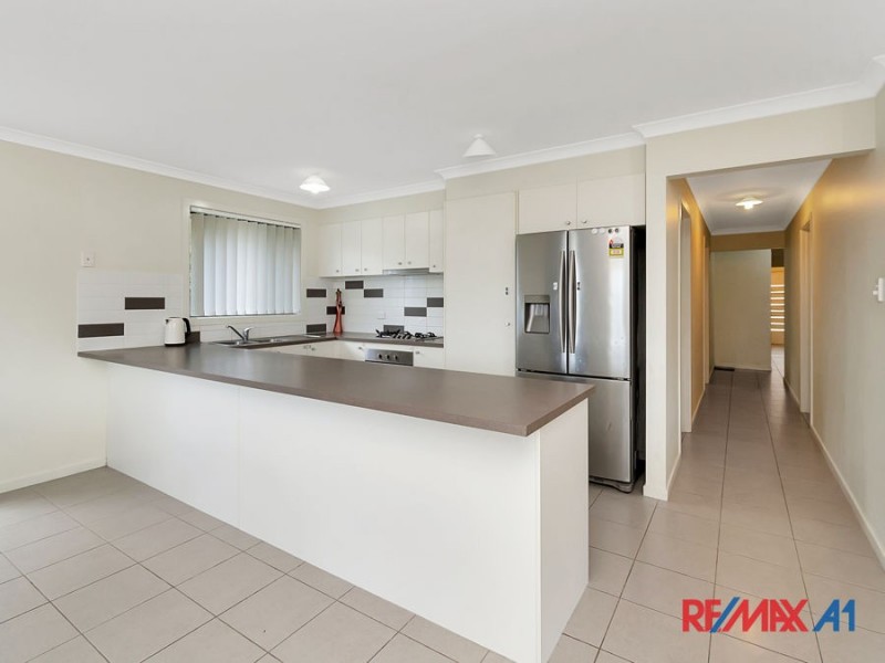 5 HUXLEY STREET, Redbank Plains QLD 4301