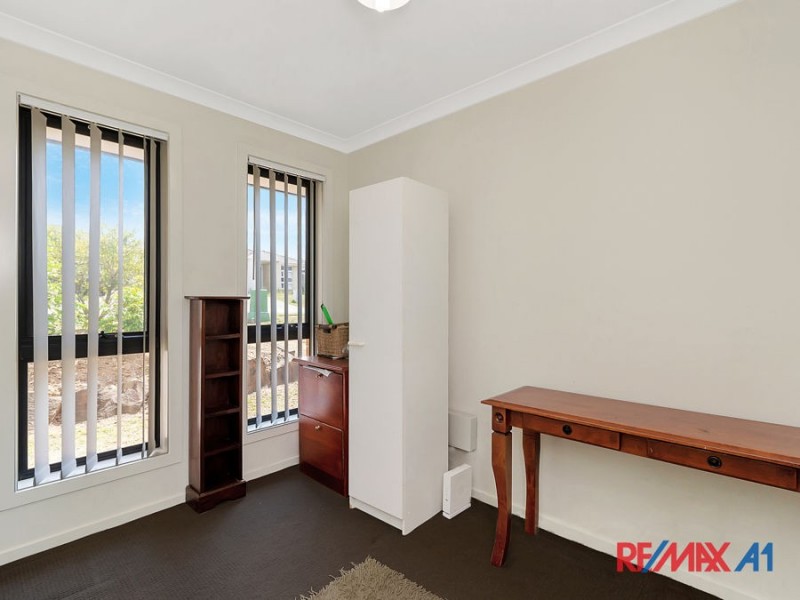 5 HUXLEY STREET, Redbank Plains QLD 4301