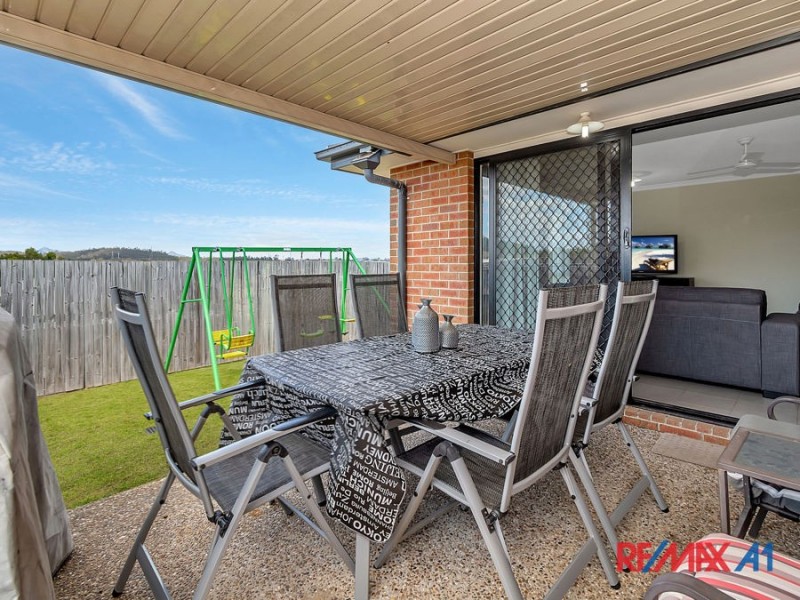 5 HUXLEY STREET, Redbank Plains QLD 4301
