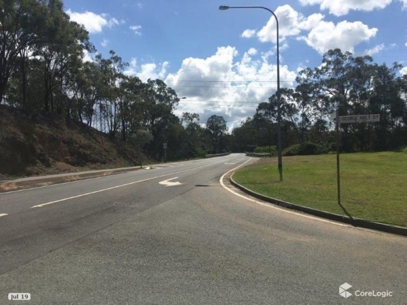 8 george holt drive, Mount Crosby QLD 4306