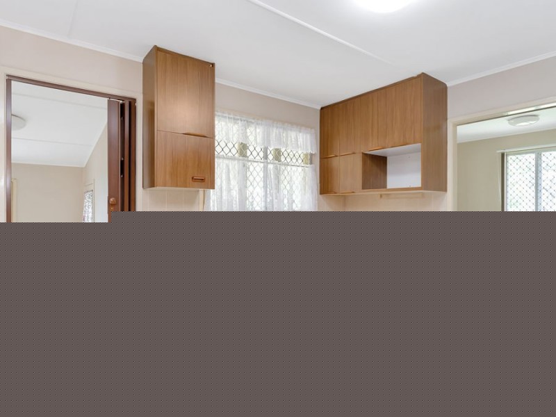 13 THOMPSON STREET, Bundamba QLD 4304