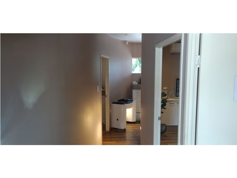 64 Brisbane Road, East Ipswich QLD 4305