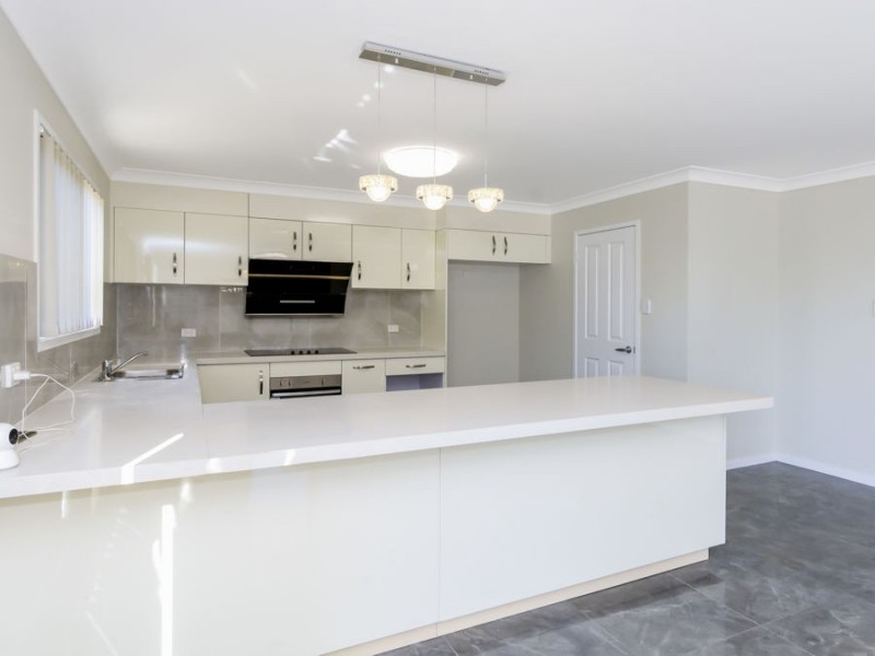 21 GLEN FAIRLIE AVENUE, Redbank Plains QLD 4301