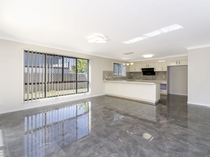 21 GLEN FAIRLIE AVENUE, Redbank Plains QLD 4301