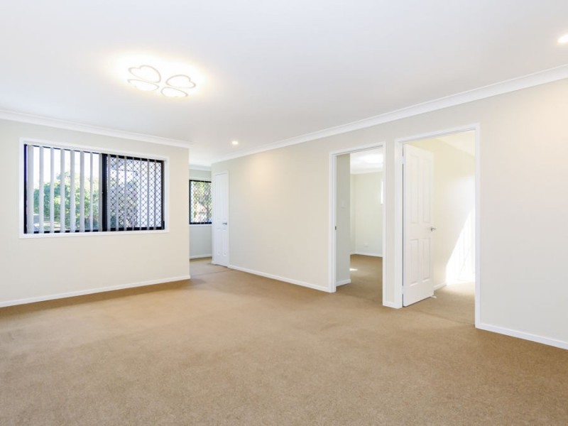 21 GLEN FAIRLIE AVENUE, Redbank Plains QLD 4301