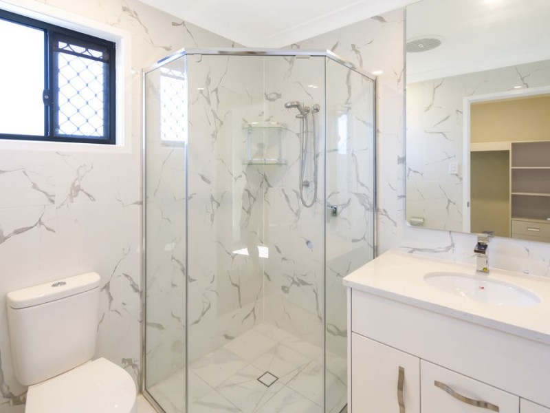 21 GLEN FAIRLIE AVENUE, Redbank Plains QLD 4301