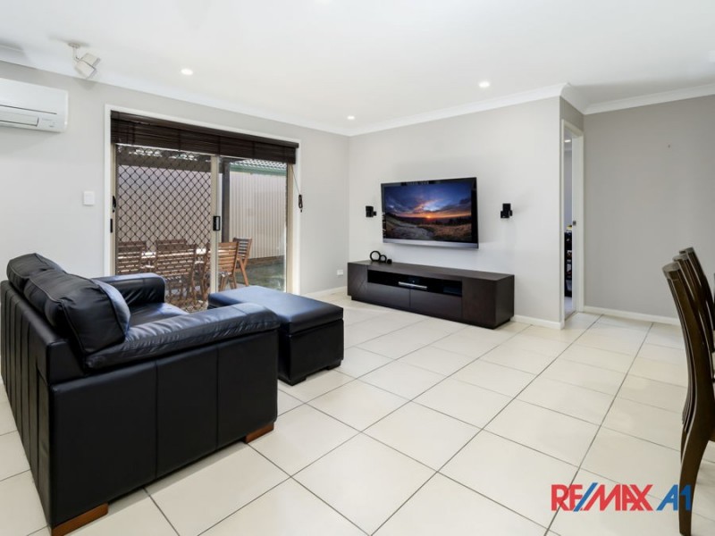 10 FERNDALE STREET, Boronia Heights QLD 4124