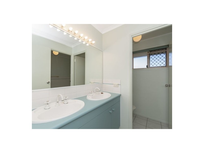 3 Percheron Court, Yamanto QLD 4305