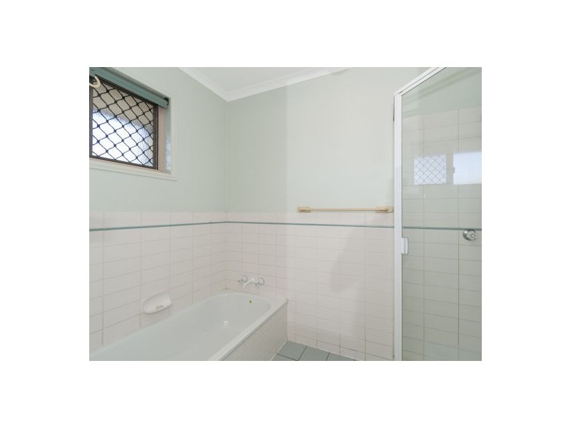 3 Percheron Court, Yamanto QLD 4305