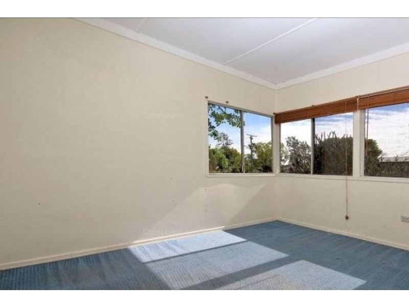 17 ELMS STREET, Bundamba QLD 4304