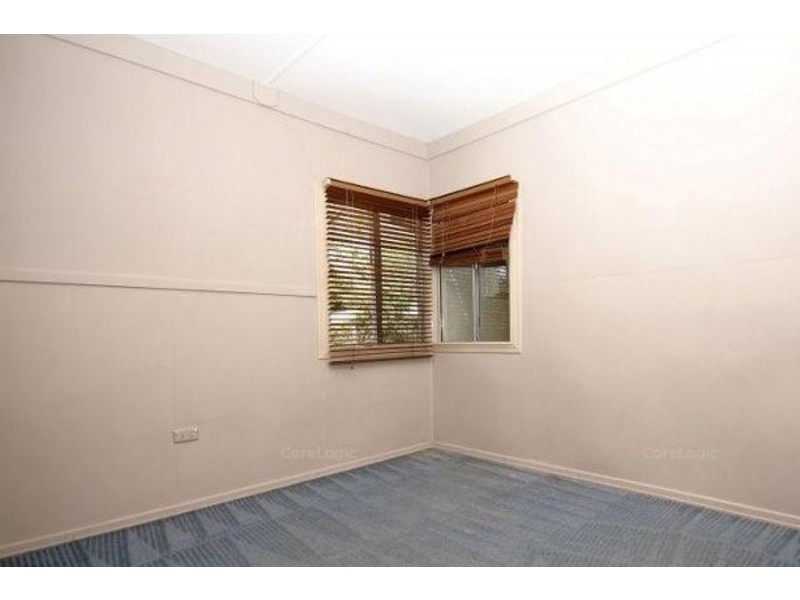 17 ELMS STREET, Bundamba QLD 4304