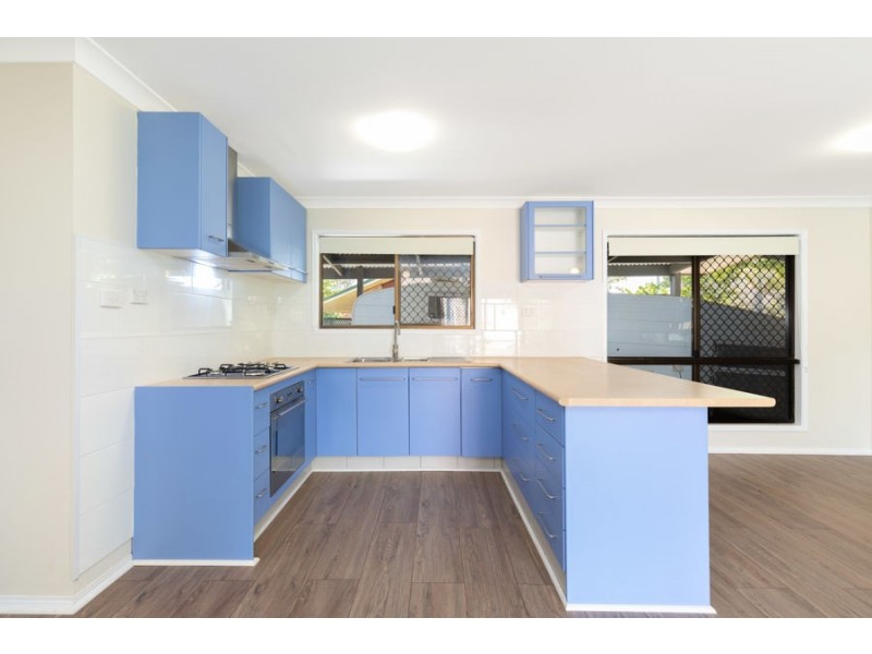 753 Boat Harbour Drive, Urangan QLD 4655