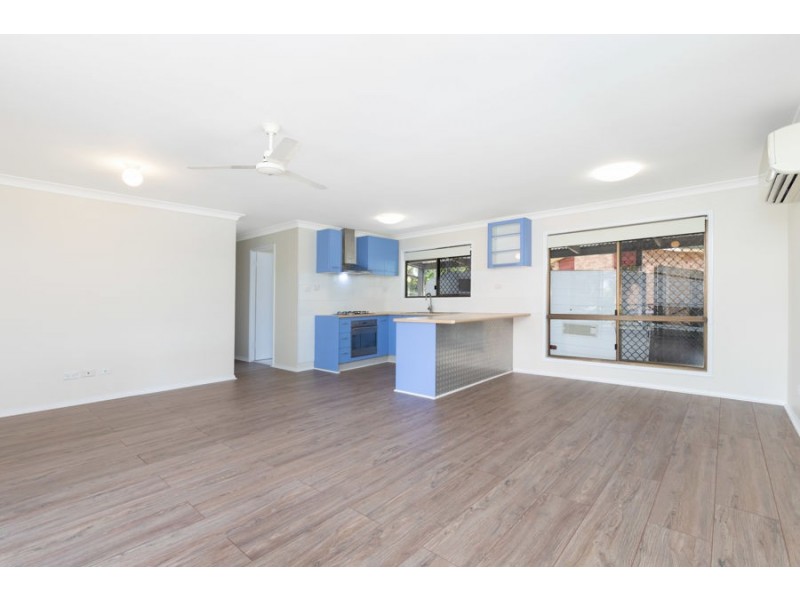 753 Boat Harbour Drive, Urangan QLD 4655