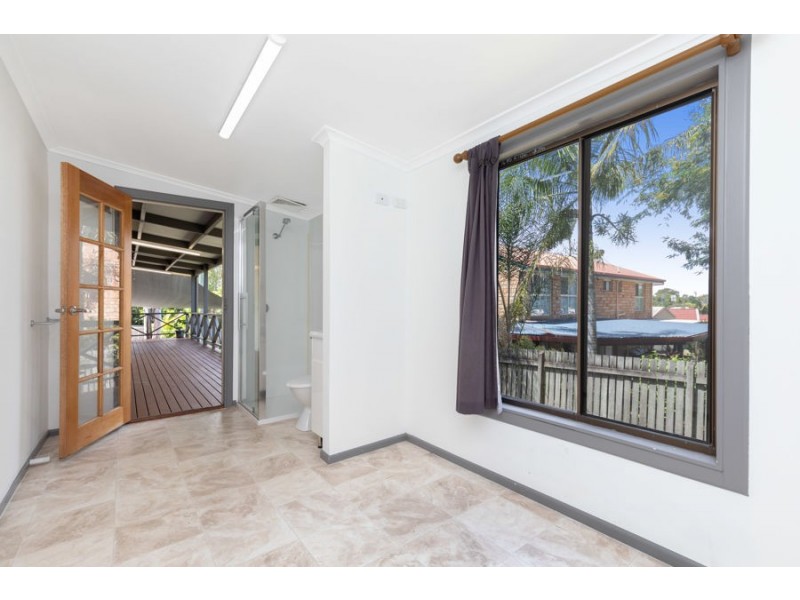 753 Boat Harbour Drive, Urangan QLD 4655
