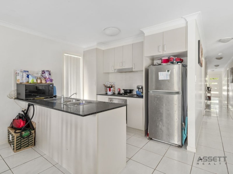 6 Drewett Avenue, Redbank Plains QLD 4301