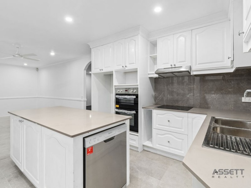 119 Cedar Road, Redbank Plains QLD 4301