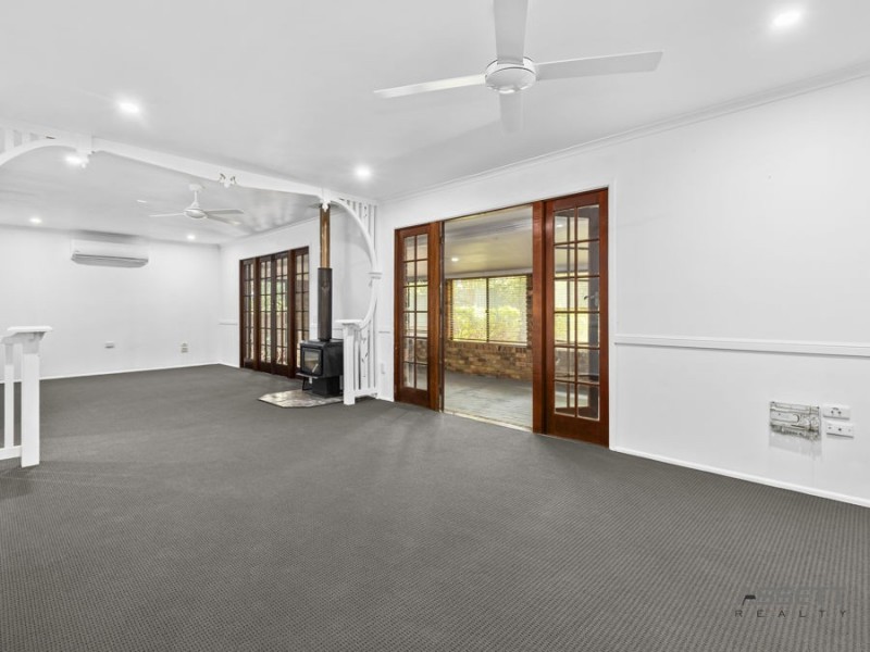 119 Cedar Road, Redbank Plains QLD 4301