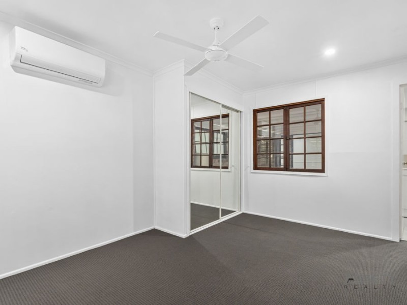 119 Cedar Road, Redbank Plains QLD 4301