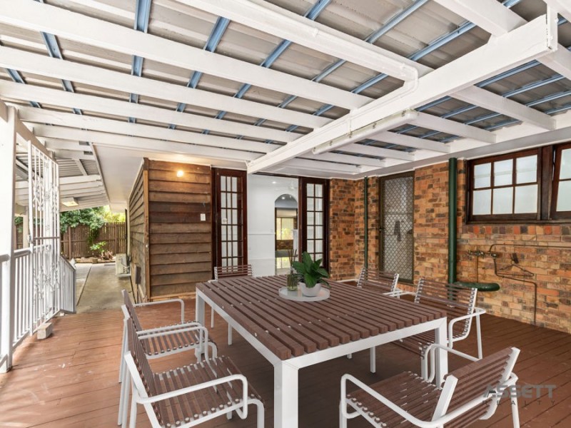 119 Cedar Road, Redbank Plains QLD 4301