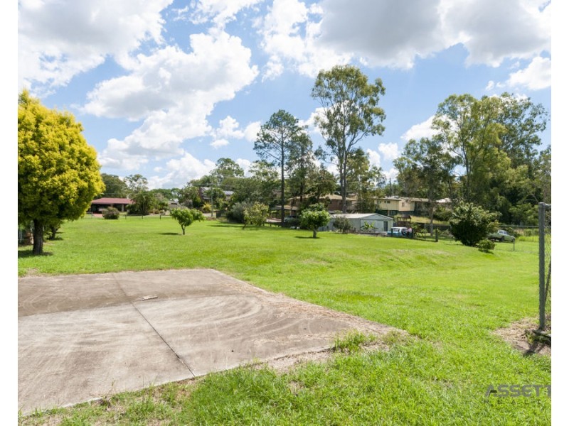 9 Carol Street, Redbank Plains QLD 4301