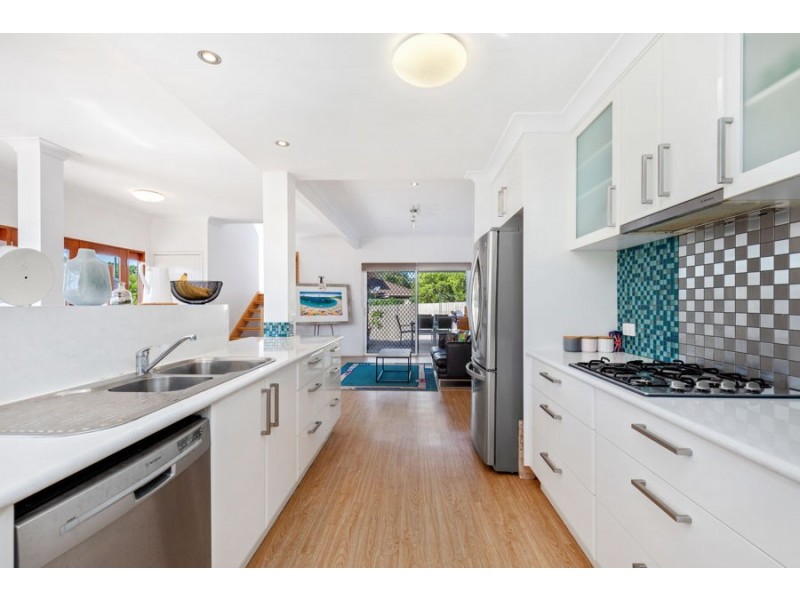 63 Kingfisher Drive, River Heads QLD 4655