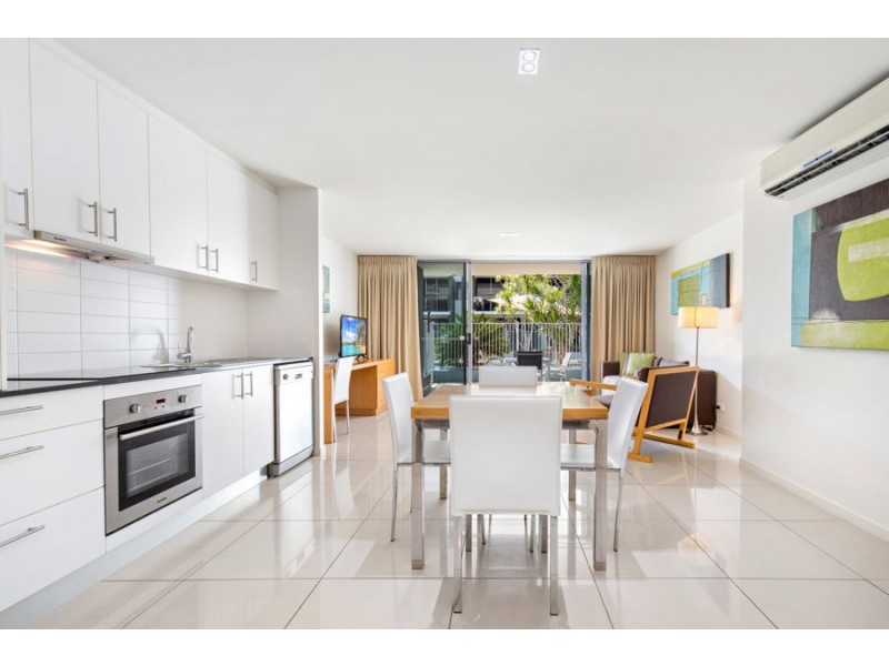 323/628 Esplanade, Urangan QLD 4655