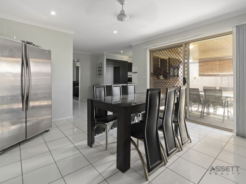 26 Cordeaux Crescent, Redbank Plains QLD 4301